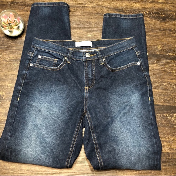 Henry & Belle Denim - Henry & Belle Distressed Denim Jeans Like New